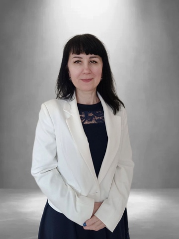 Бухгалтер Інна Поліщук